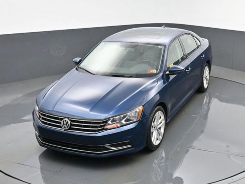 Used 2019 Volkswagen Passat 2.0T Wolfsburg image 21