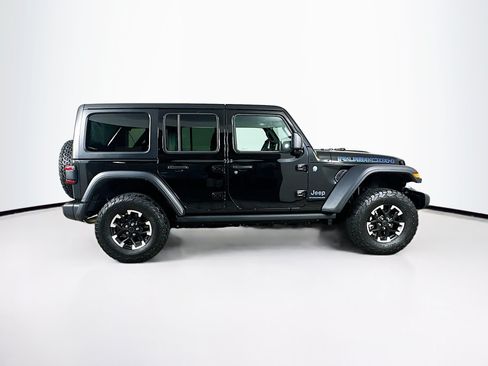 Used 2024 Jeep Wrangler Unlimited Rubicon 4xe w/ Technology Group AWD/4WD image 10