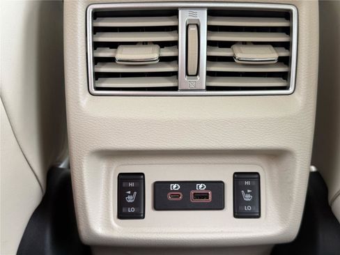 Used 2023 Nissan Maxima Platinum w/ Sport Mat Group FWD image 26