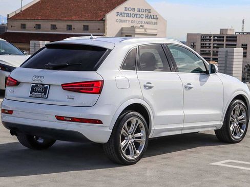 Used 2016 Audi Q3 2.0T Premium Plus w/ Technology Package image 4