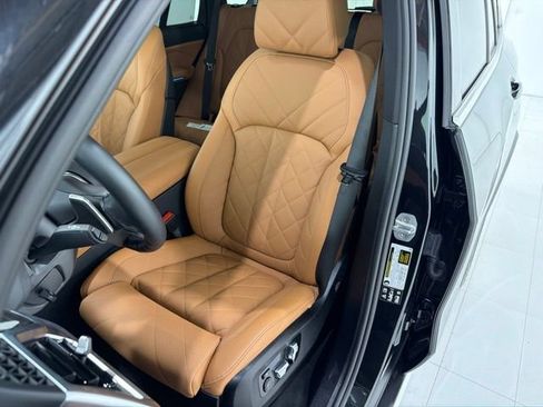 Used 2026 BMW X5 xDrive40i w/ Climate Comfort Package AWD/4WD image 13