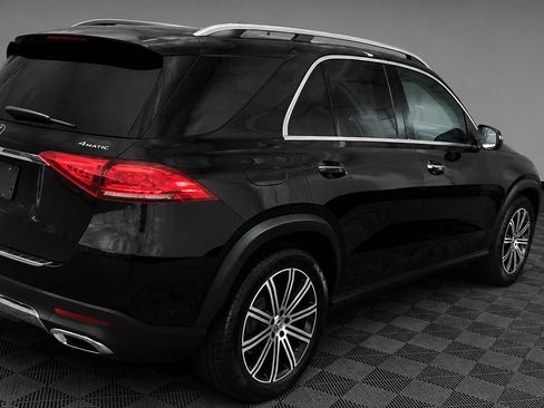 Used 2024 Mercedes-Benz GLE 350 4MATIC w/ Winter Package image 7
