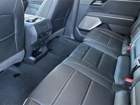 Used 2024 GMC Sierra EV Denali image 12