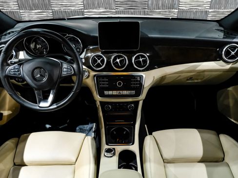 Used 2019 Mercedes-Benz CLA 250 image 21