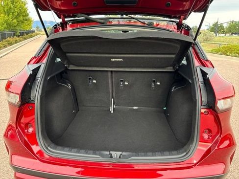 Used 2023 Nissan Kicks SR w/ SR Premium Package FWD image 10