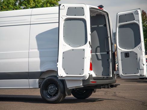 New 2026 Mercedes-Benz Sprinter 144 Cargo image 10