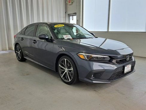 Used 2024 Honda Civic Touring image 5