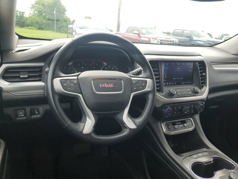 Used 2023 GMC Acadia SLT FWD image 19