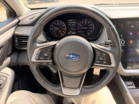 Used 2022 Subaru Outback Premium AWD/4WD image 26