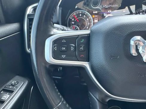 Used 2022 RAM 1500 Big Horn AWD/4WD image 18