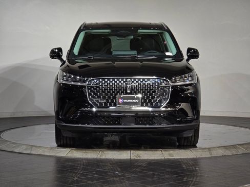 New 2026 Lincoln Aviator Reserve image 3