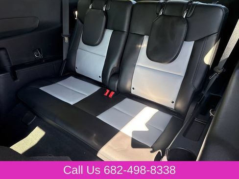 Used 2022 Ford Explorer XLT w/ Equipment Group 202A RWD image 17