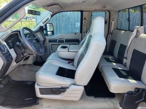 Used 2008 Ford F250 XL image 12