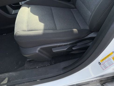 Used 2025 GMC Terrain Elevation image 29