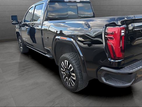 Used 2024 GMC Sierra 3500 Denali Ultimate image 15