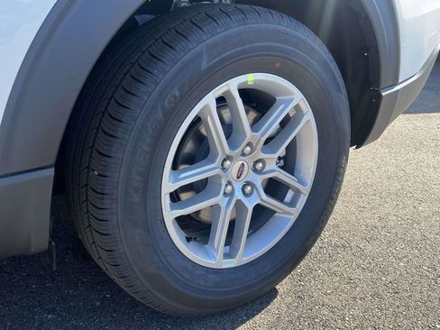 New 2026 Ford Explorer Active w/ Active Comfort Package image 9