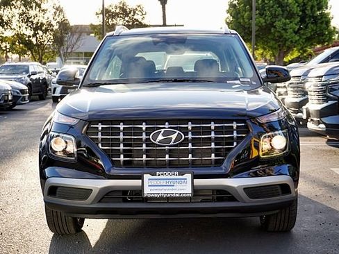 New 2026 Hyundai Venue SEL FWD image 5