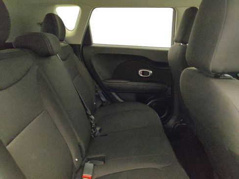 Used 2016 Kia Soul w/ Convenience Package FWD image 19