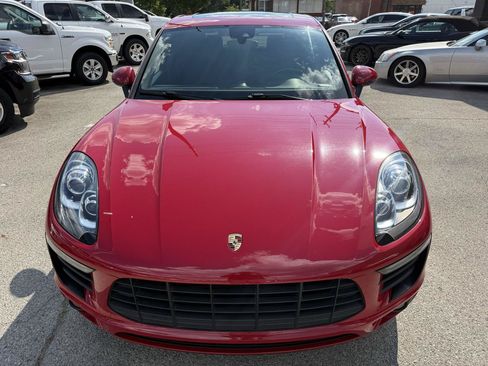 Used 2018 Porsche Macan AWD/4WD image 11