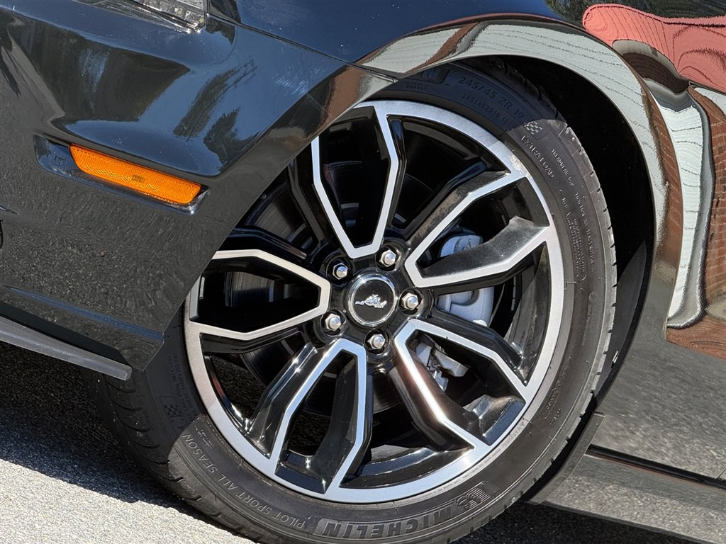 Used 2014 Ford Mustang GT w/ FP8 Appearance Package RWD image 5