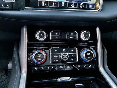 Used 2024 GMC Yukon Denali w/ Max Trailering Package AWD/4WD image 27