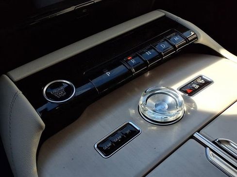 New 2026 Lincoln Navigator Premiere AWD/4WD image 14