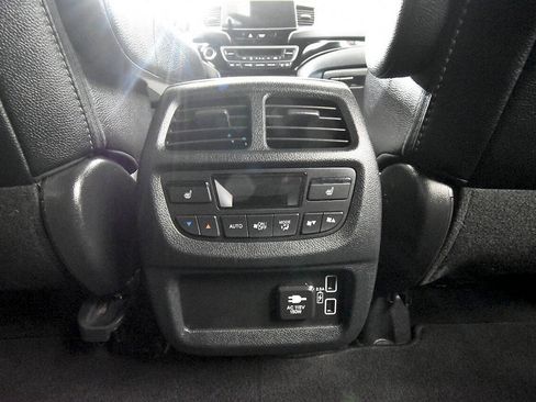 Used 2023 Honda Passport Elite image 27