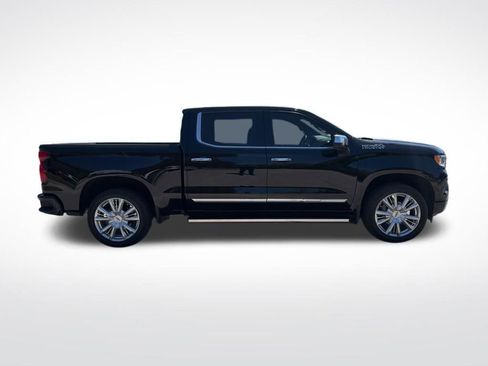 Used 2023 Chevrolet Silverado 1500 High Country w/ Technology Package image 4