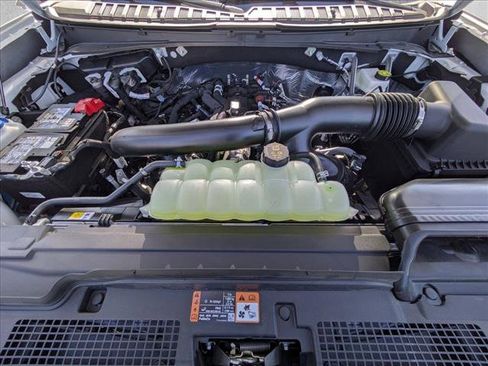 New 2026 Ford Expedition Active RWD image 17