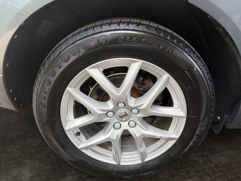 Used 2018 Volvo XC60 T5 Momentum w/ Vision Package AWD/4WD image 38