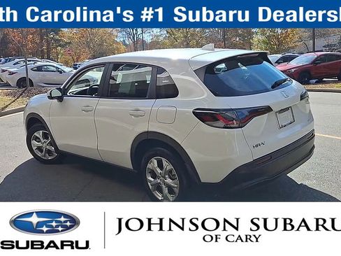 Used 2023 Honda HR-V LX image 7