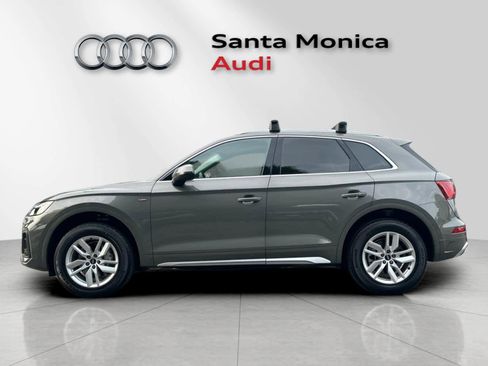 Used 2023 Audi Q5 2.0T Premium w/ Convenience Package image 5