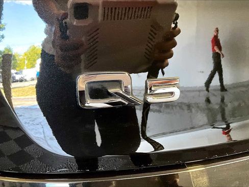 Used 2023 Audi Q5 2.0T Premium Plus w/ Premium Plus Package image 9