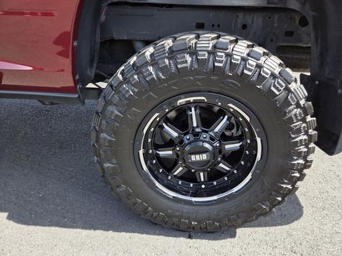 Used 2022 RAM 2500 Tradesman AWD/4WD image 9