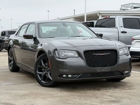 Used 2023 Chrysler 300 S image 1