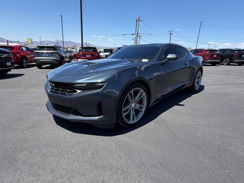 Used 2022 Chevrolet Camaro LT w/ Technology Package RWD image 7