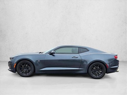 Used 2020 Chevrolet Camaro LT RWD image 8