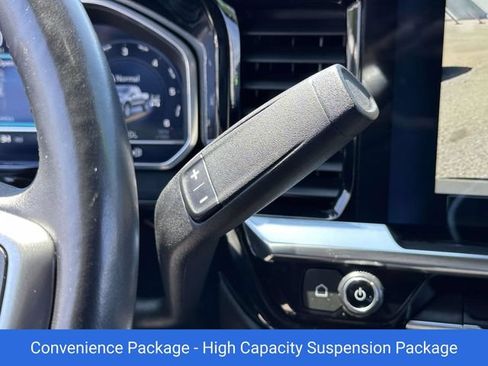 Certified 2022 Chevrolet Silverado 1500 LT AWD/4WD image 9