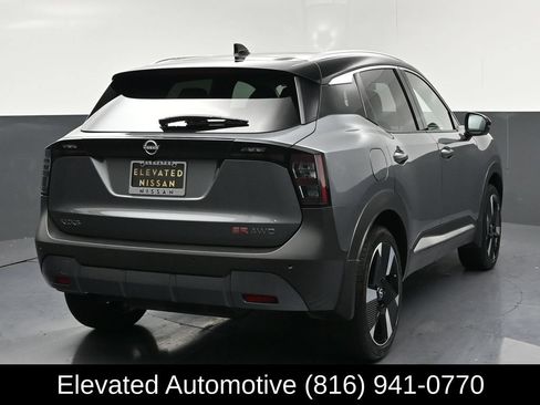 Used 2025 Nissan Kicks SR w/ Illumination Package AWD/4WD image 4