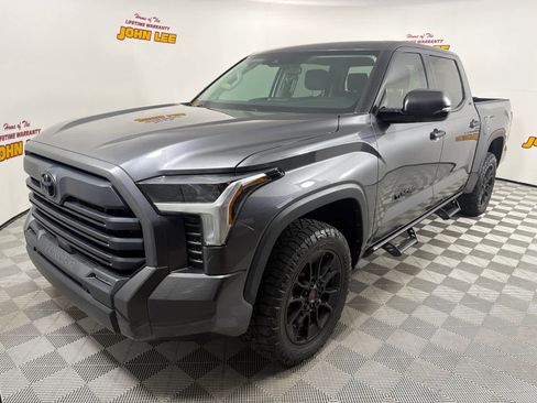 Used 2023 Toyota Tundra SR5 w/ SR5 Convenience Package AWD/4WD image 1