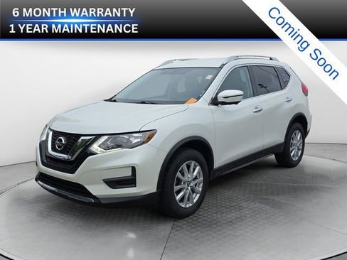 Used 2017 Nissan Rogue SV w/ SV Premium Package AWD/4WD image 1