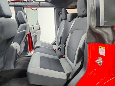 Used 2023 Ford Bronco 4-Door w/ Sasquatch Package image 33