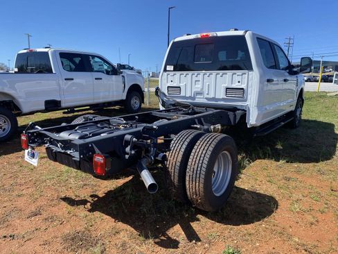 New 2026 Ford F350 XL w/ XL Chrome Package AWD/4WD image 7