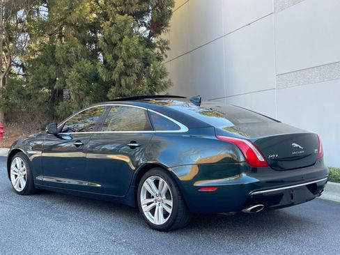 Used 2016 Jaguar XJ L Portfolio image 13