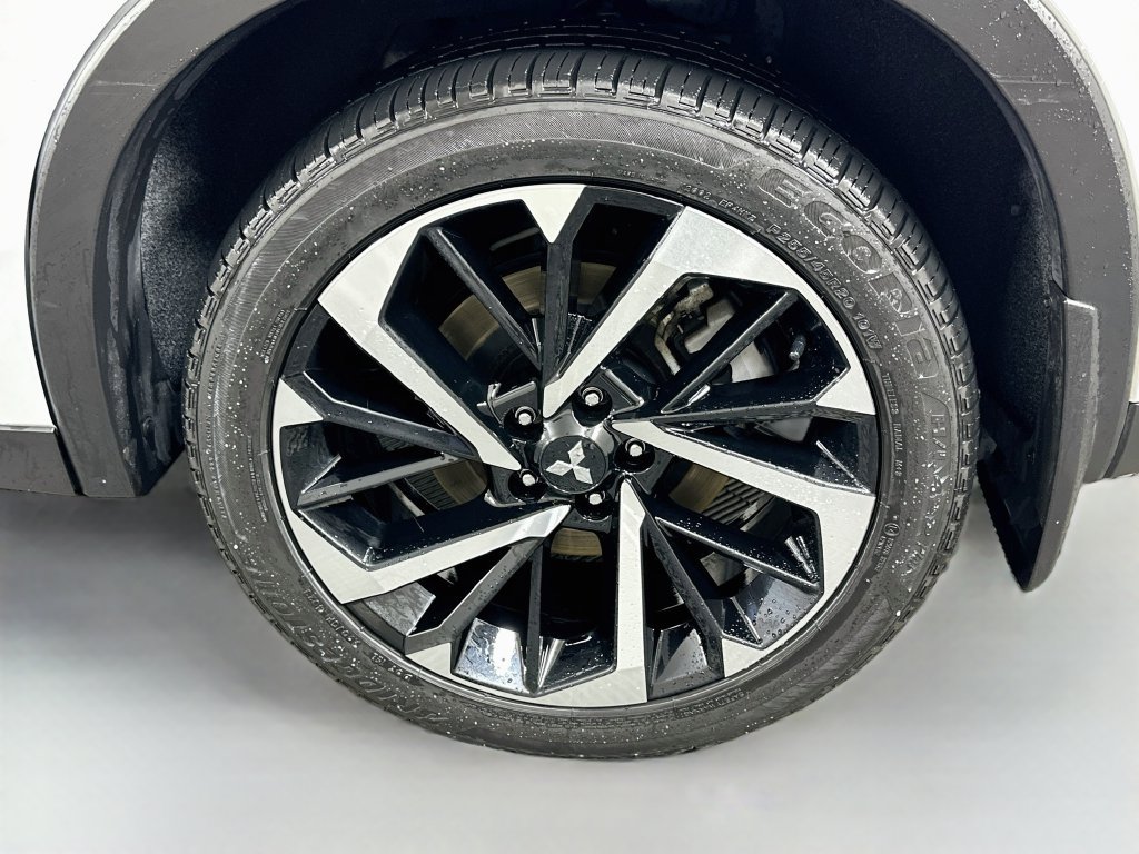 Used 2024 Mitsubishi Outlander SE AWD/4WD image 30