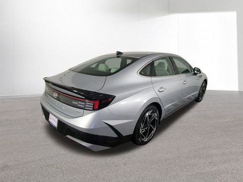 New 2026 Hyundai Sonata SEL image 12
