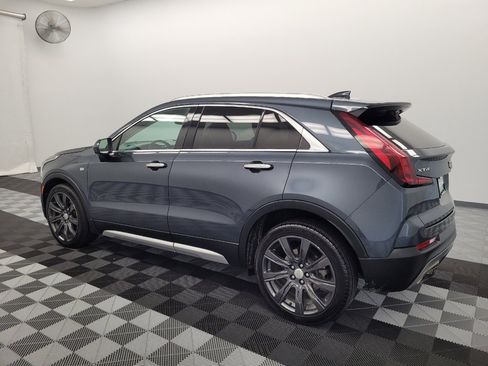 Used 2019 Cadillac XT4 Premium Luxury FWD image 3