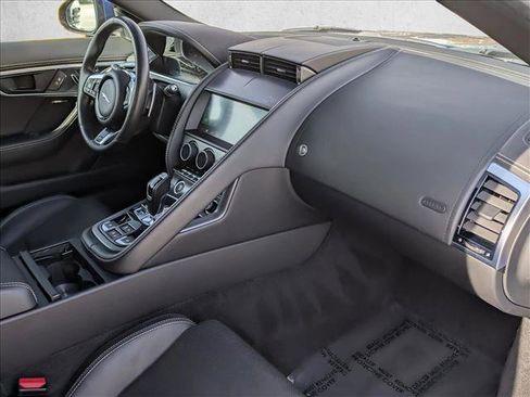 Used 2021 Jaguar F-TYPE R image 19
