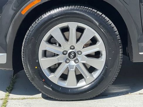 Used 2024 Hyundai Palisade SEL FWD image 34