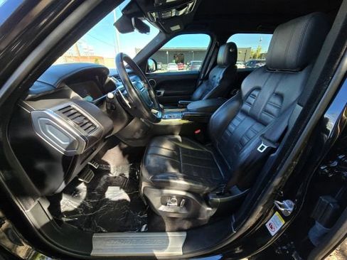 Used 2017 Land Rover Range Rover Sport HSE Dynamic image 8